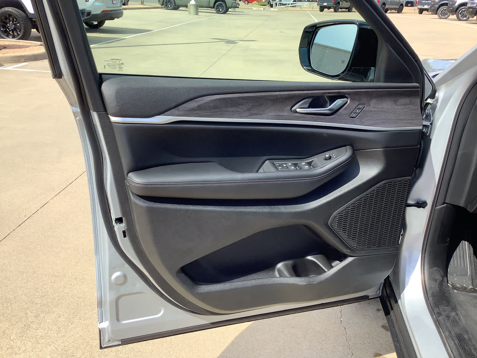 New Car 2025 Jeep Grand Cherokee  Limited For Sale Under $50,000 In Waco, Texas