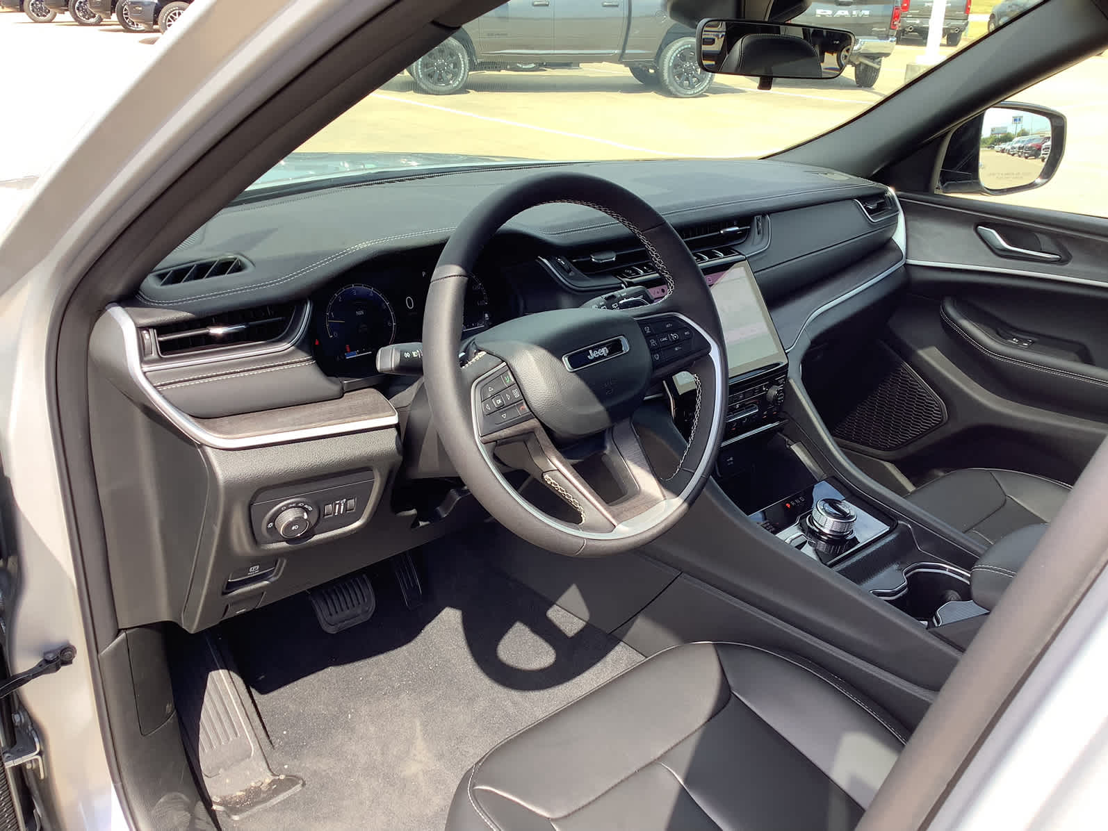 New Car 2025 Jeep Grand Cherokee  Limited For Sale Under $50,000 In Waco, Texas
