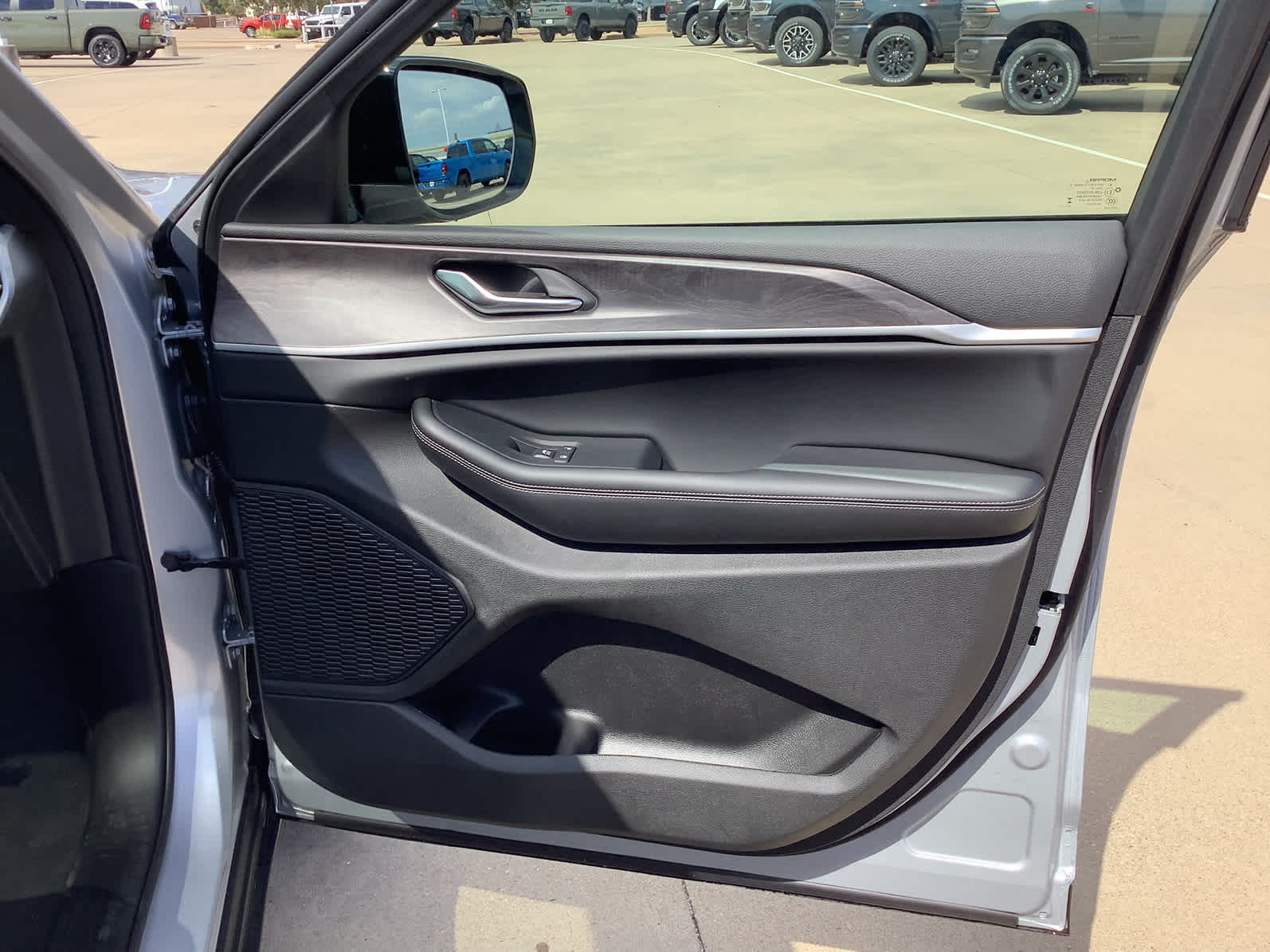 New Car 2025 Jeep Grand Cherokee  Limited For Sale Under $50,000 In Waco, Texas