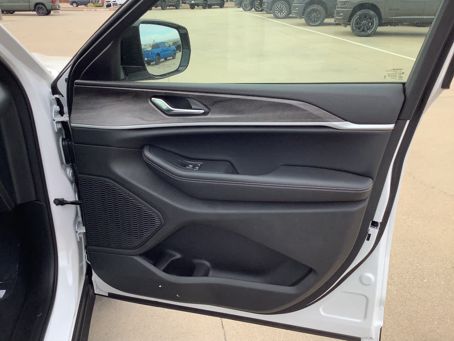 New Car 2025 Jeep Grand Cherokee  Limited For Sale Under $50,000 In Waco, Texas