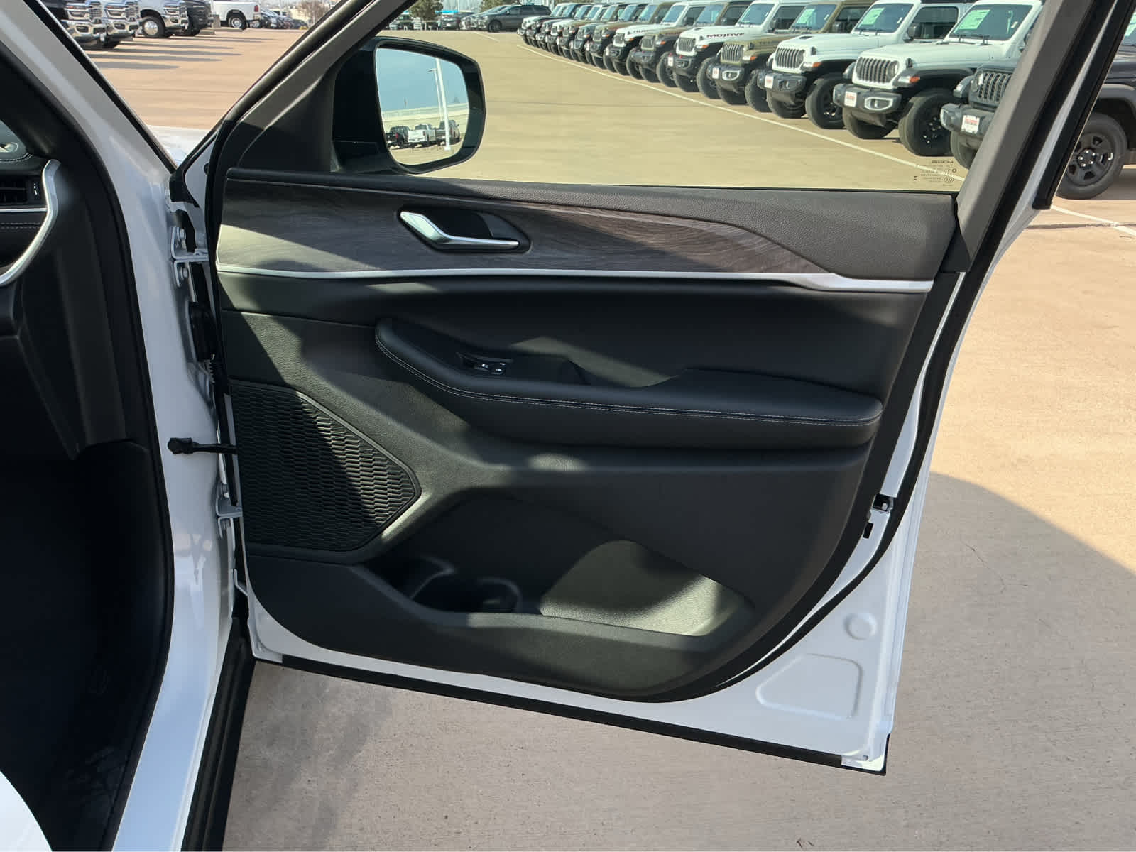 New Car 2025 Jeep Grand Cherokee  Limited For Sale Under $60,000 In Waco, Texas