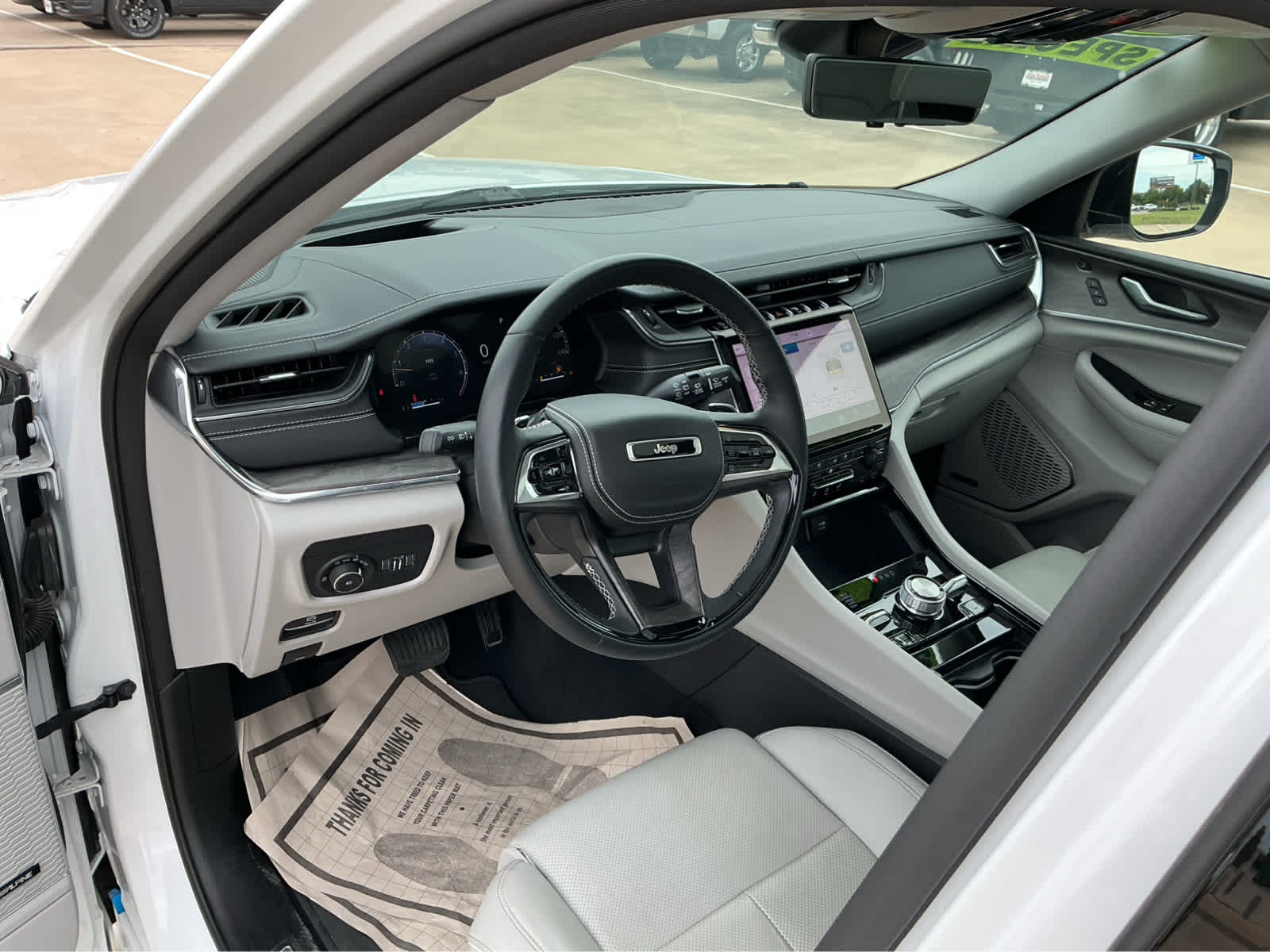 Used Car 2023 Jeep Grand Cherokee  Overland For Sale Under $50,000 In Waco, Texas