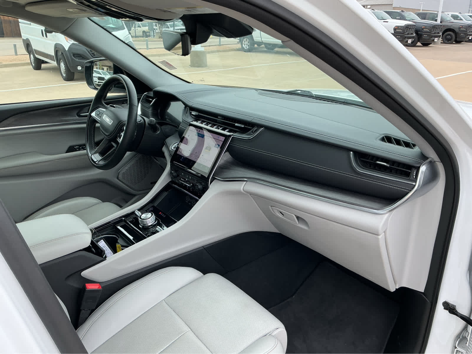 Used Car 2023 Jeep Grand Cherokee  Overland For Sale Under $50,000 In Waco, Texas