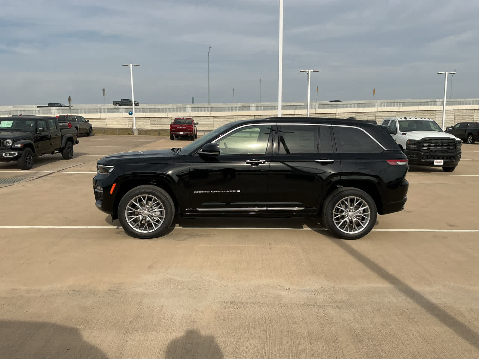 New Car 2025 Jeep Grand Cherokee  Summit For Sale Under $70,000 In Waco, Texas