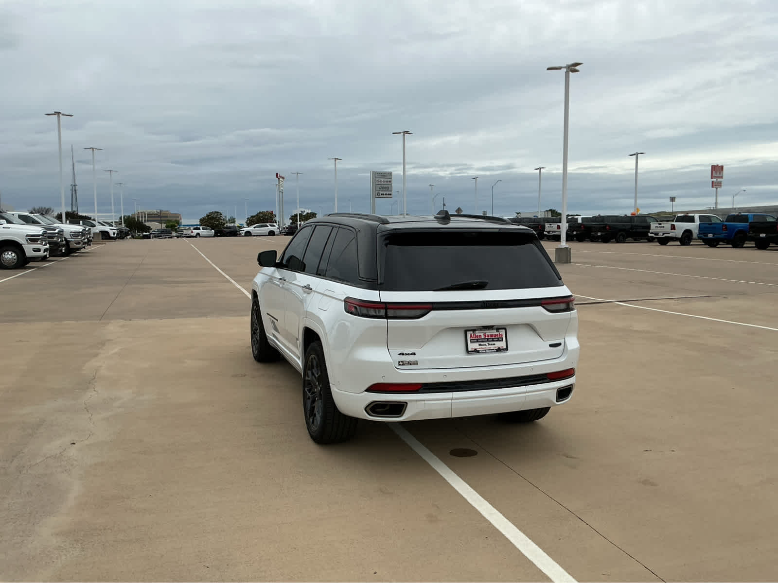 New Car 2025 Jeep Grand Cherokee  Summit Reserve For Sale Under $70,000 In Waco, Texas