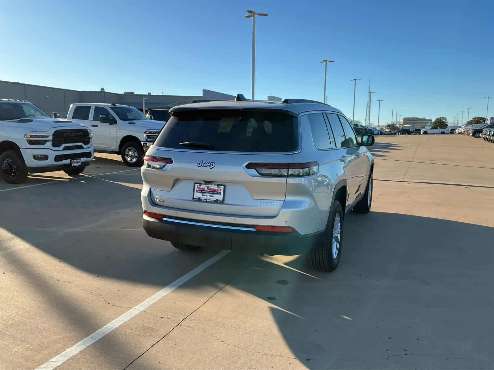 New Car 2025 Jeep Grand Cherokee L  Laredo X For Sale Under $50,000 In Waco, Texas