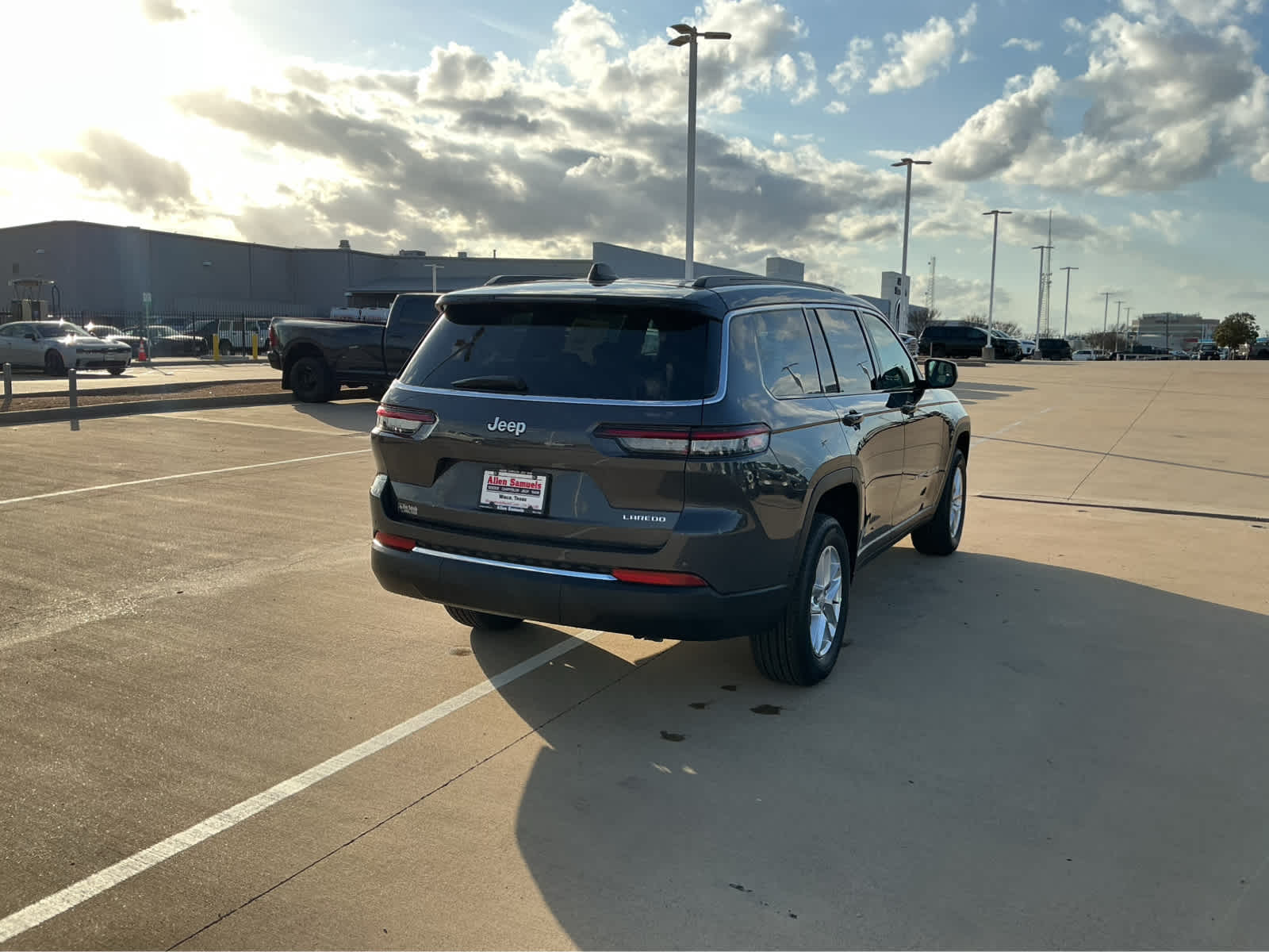 new 2026 Jeep Grand Cherokee L car, priced at $45,305