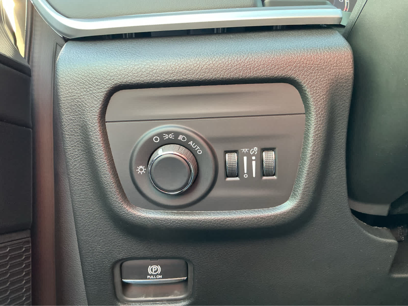 new 2026 Jeep Grand Cherokee L car, priced at $45,305