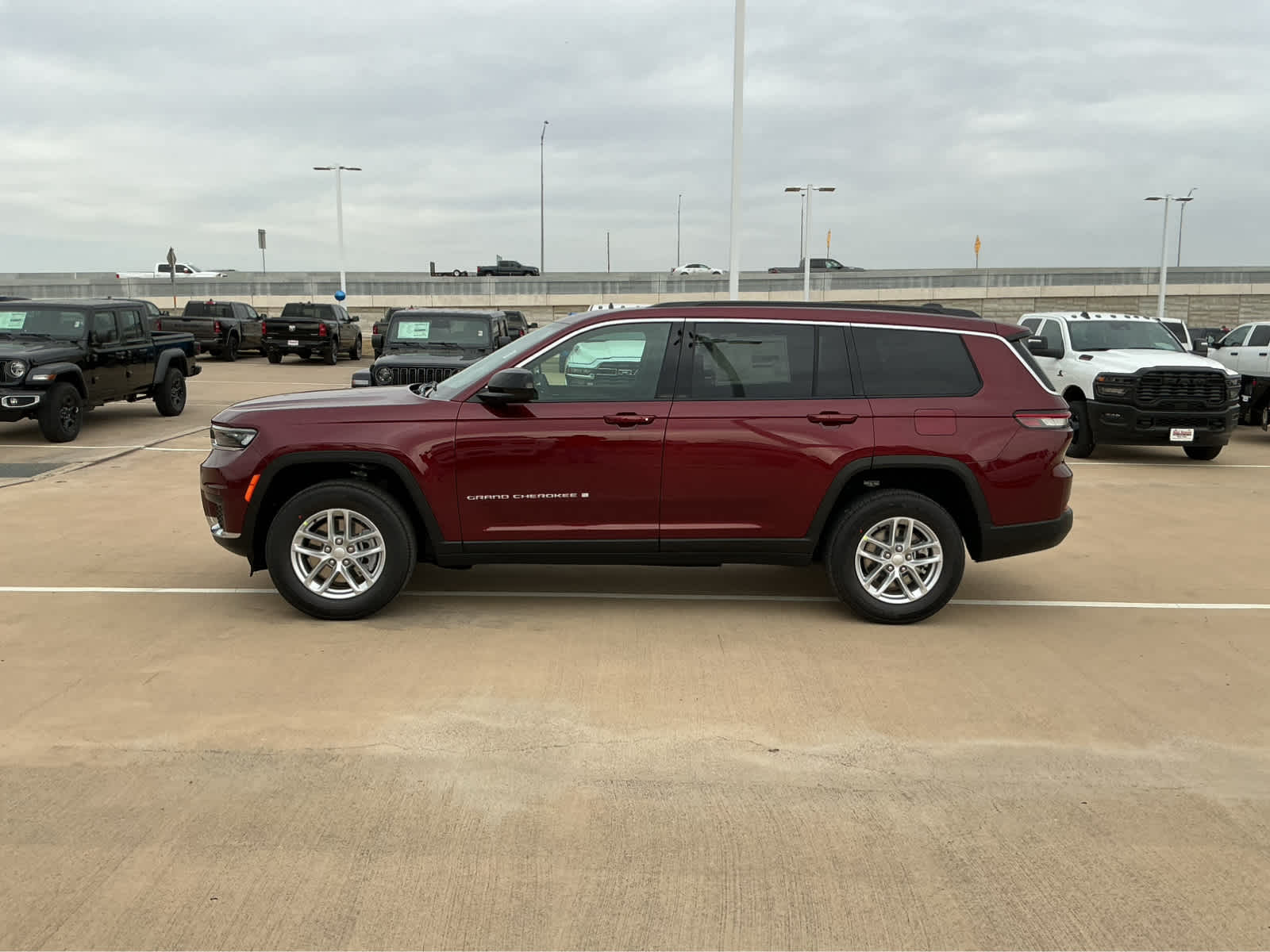 new 2026 Jeep Grand Cherokee L car, priced at $44,710
