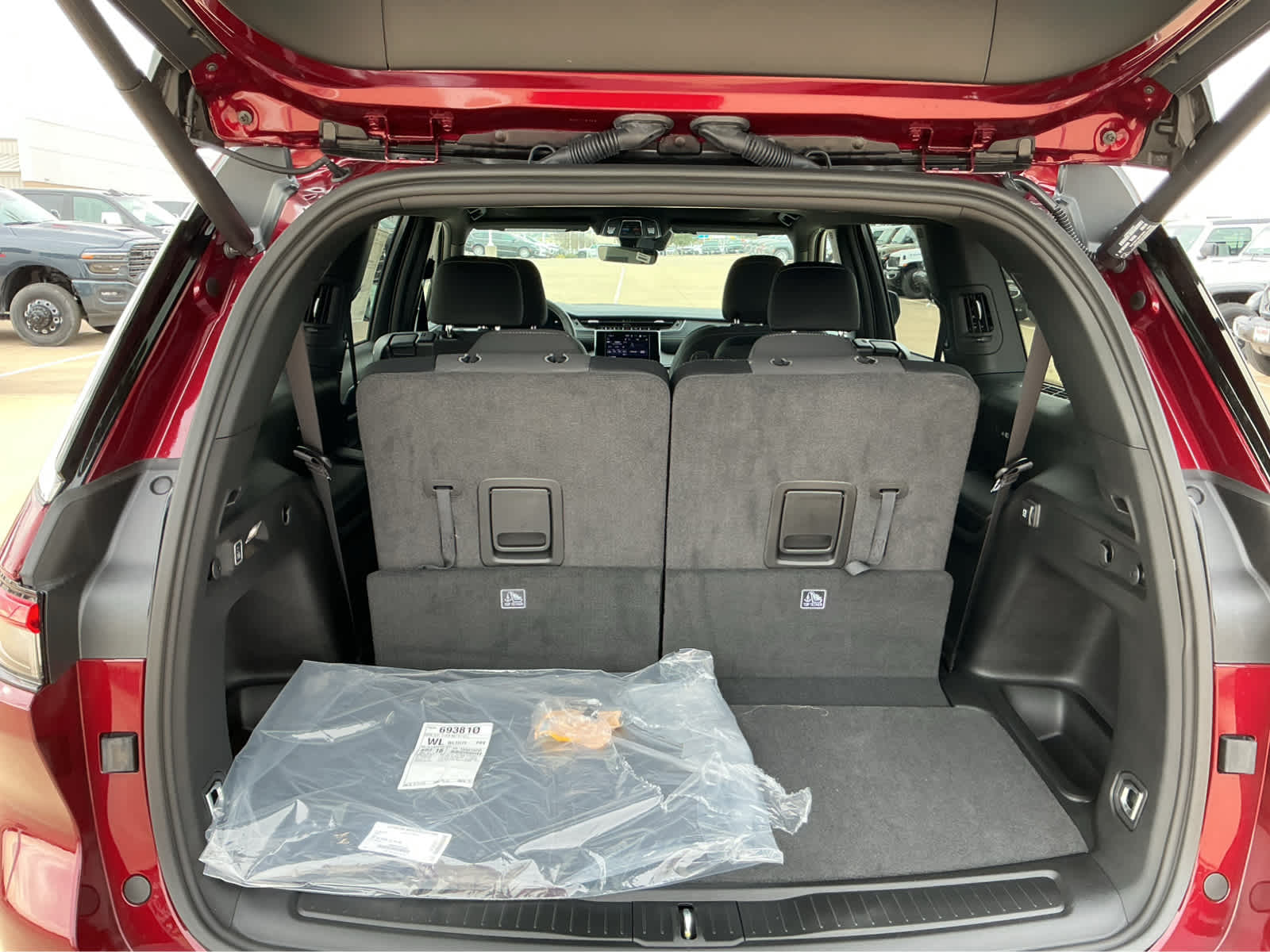 new 2026 Jeep Grand Cherokee L car, priced at $44,710