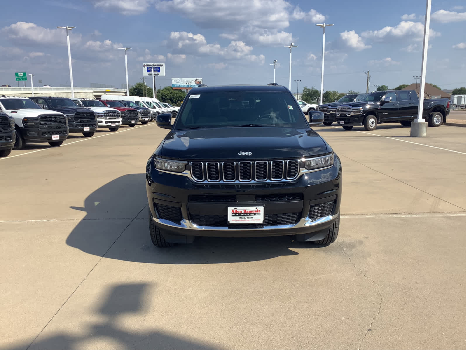 New Car 2025 Jeep Grand Cherokee L  Laredo X For Sale In Waco, Texas