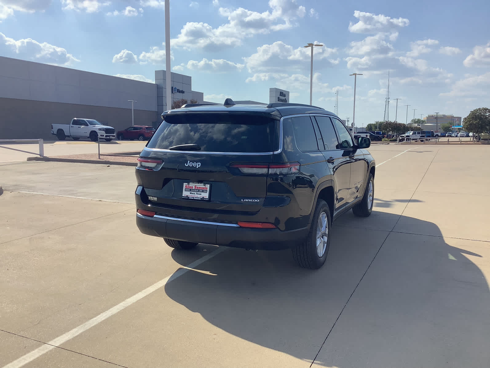 New Car 2025 Jeep Grand Cherokee L  Laredo X For Sale In Waco, Texas