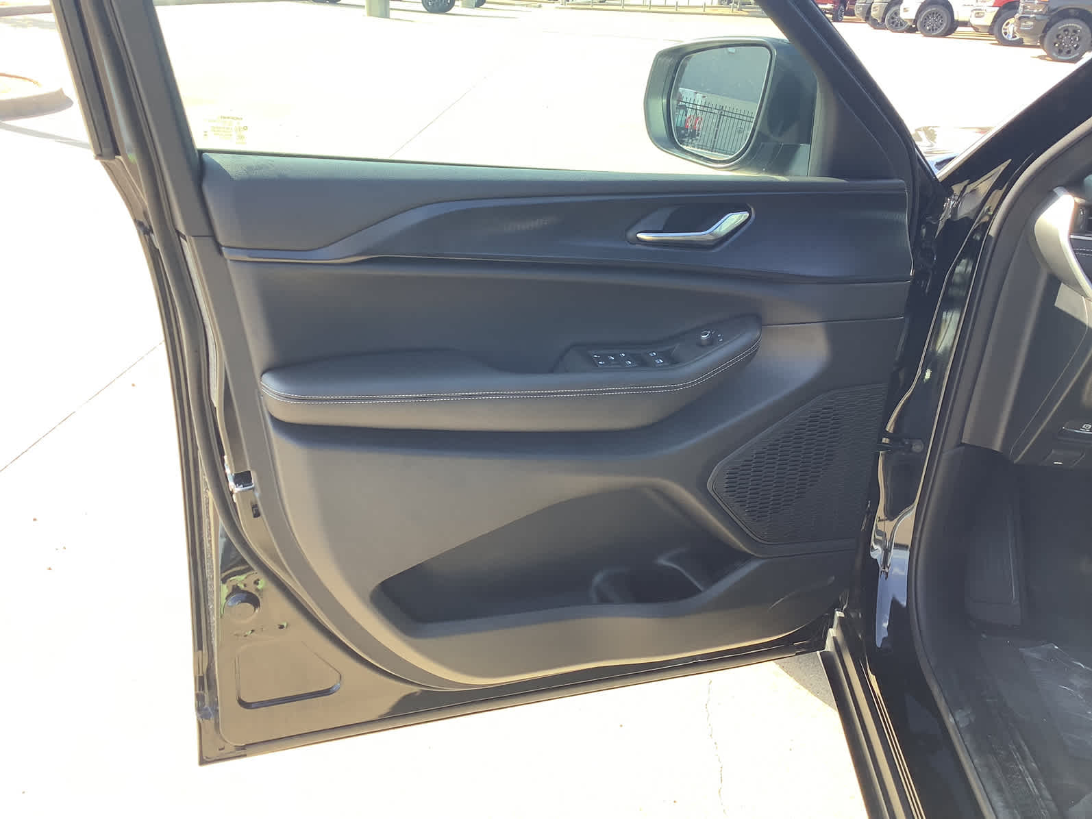 New Car 2025 Jeep Grand Cherokee L  Laredo X For Sale In Waco, Texas