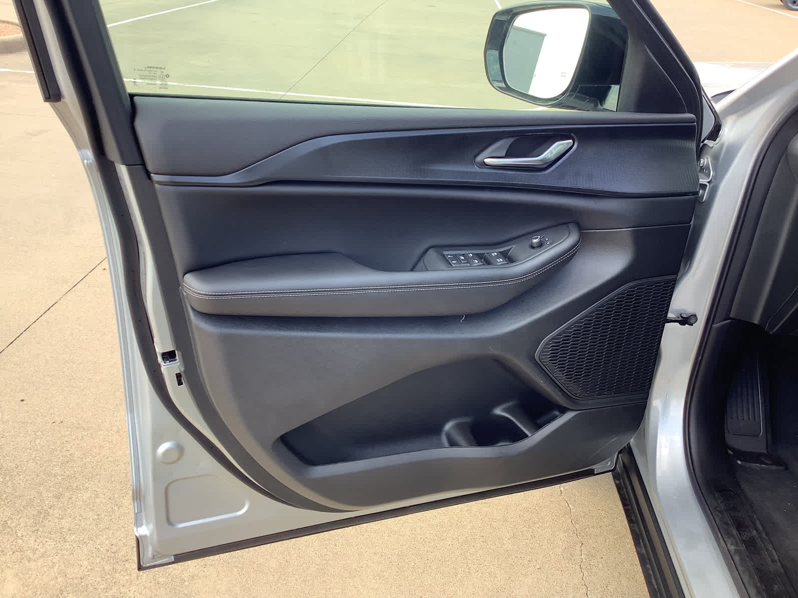 New Car 2025 Jeep Grand Cherokee L  Altitude X For Sale In Waco, Texas