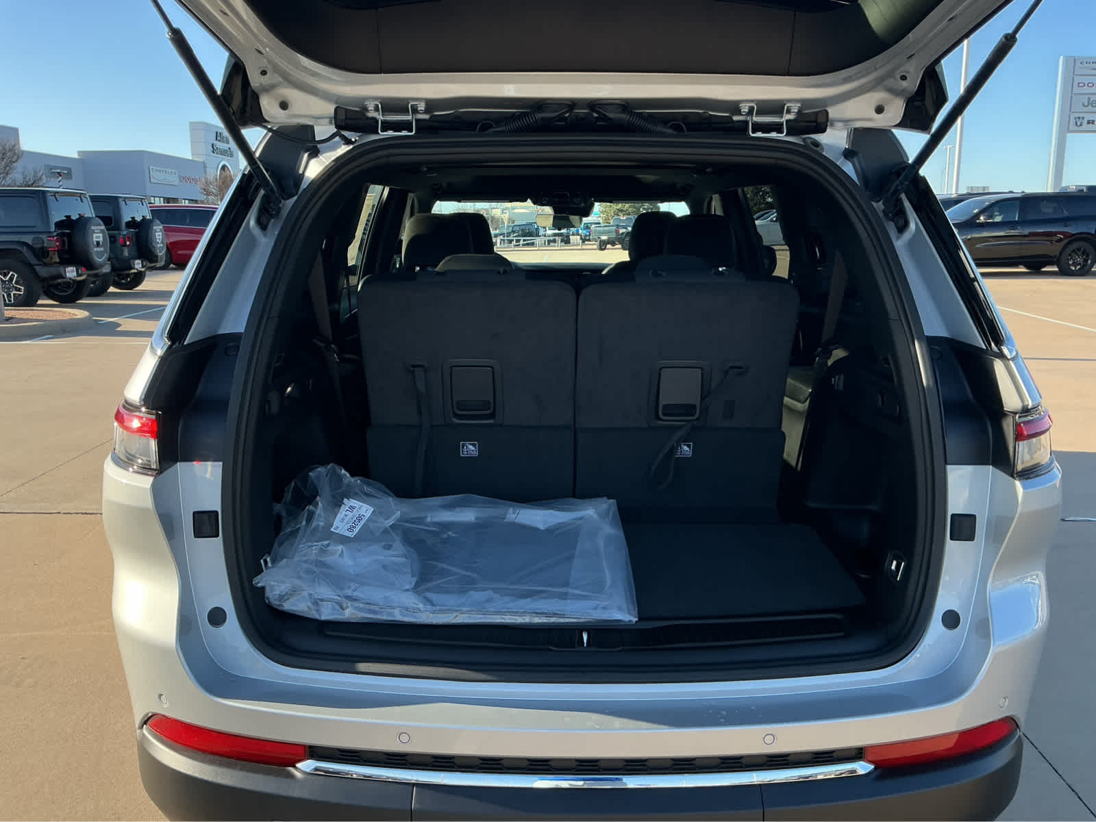 New Car 2025 Jeep Grand Cherokee L  For Sale Under $50,000 In Waco, Texas