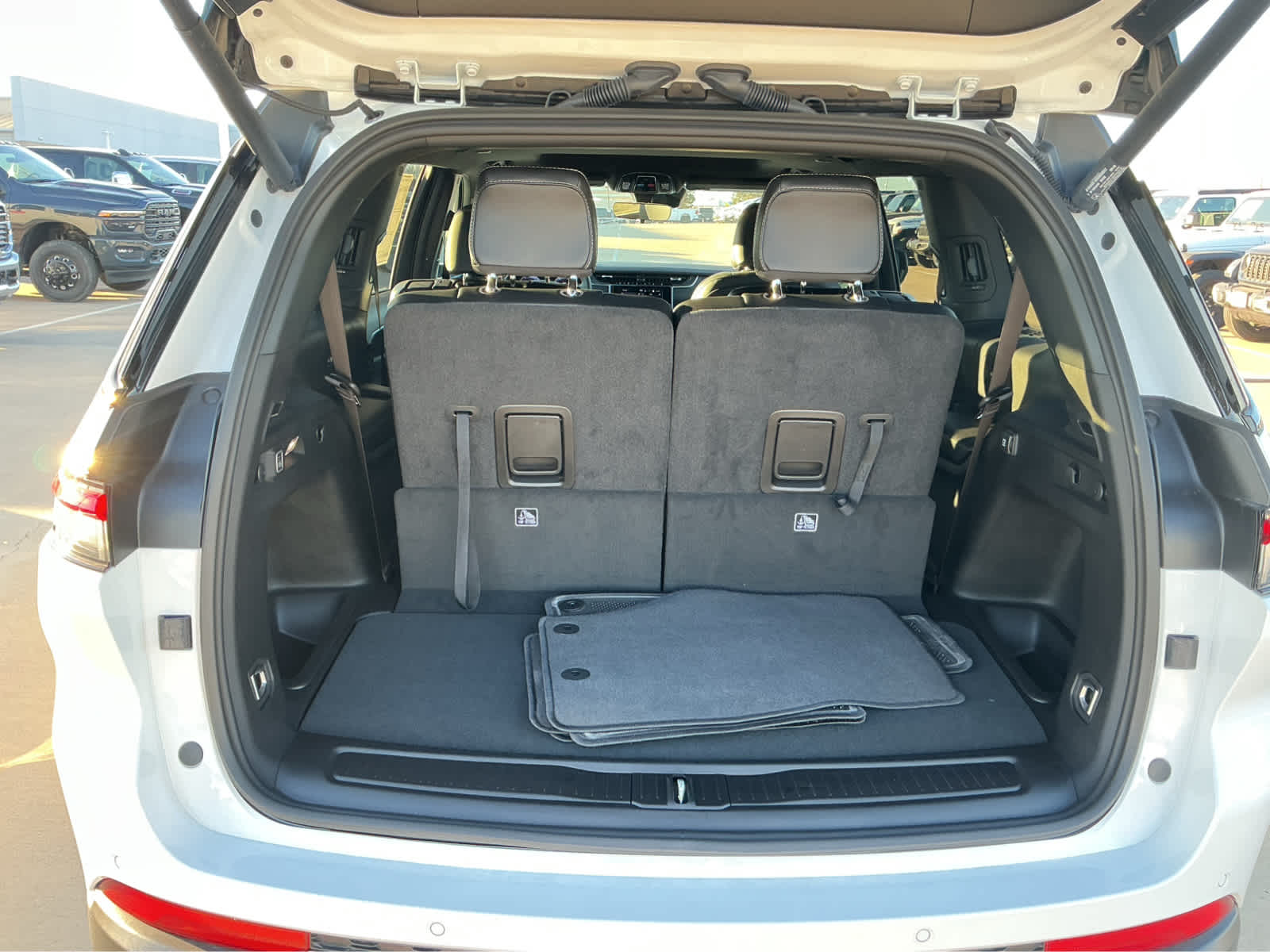 New Car 2025 Jeep Grand Cherokee L  Altitude X For Sale Under $50,000 In Waco, Texas