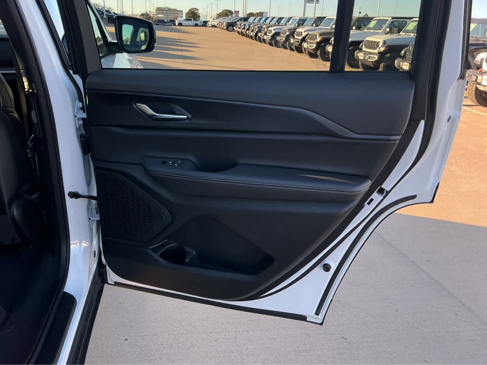 New Car 2025 Jeep Grand Cherokee L  Altitude X For Sale Under $50,000 In Waco, Texas