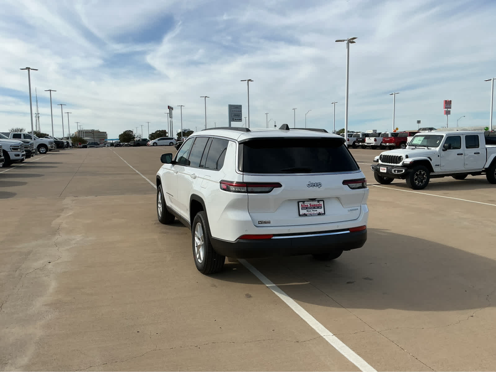 new 2026 Jeep Grand Cherokee L car, priced at $41,708