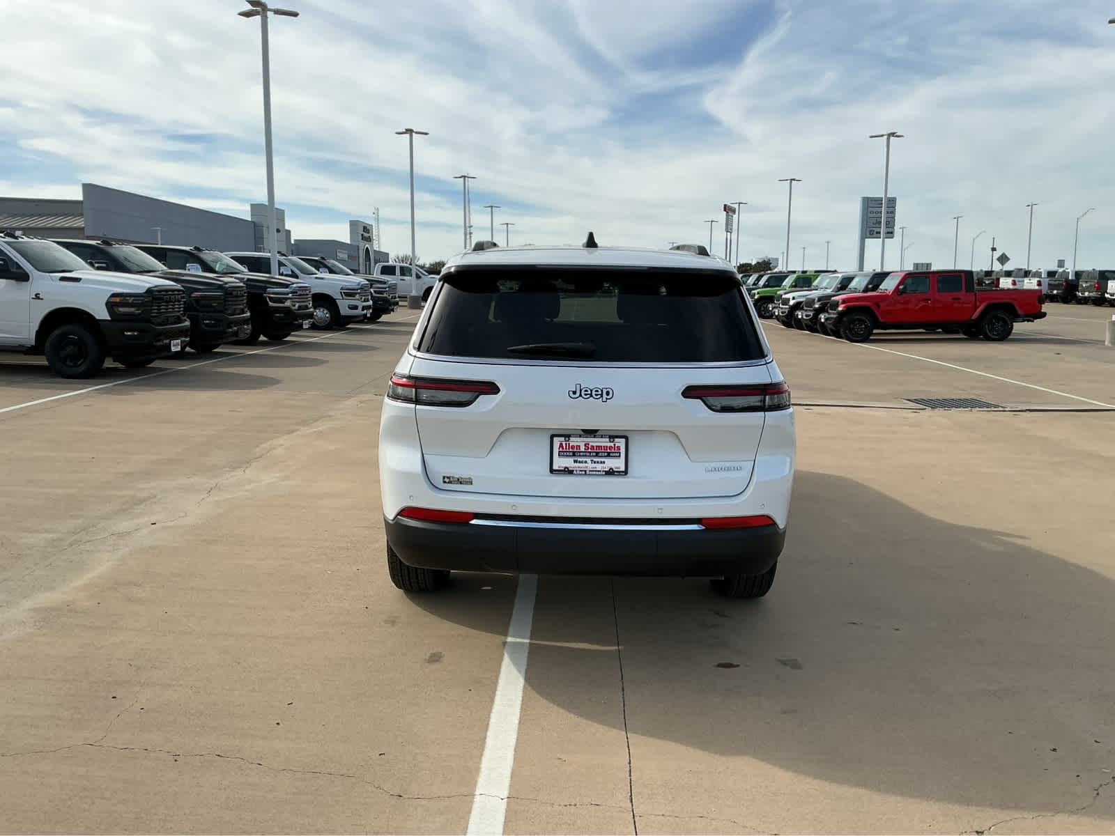 new 2026 Jeep Grand Cherokee L car, priced at $41,708