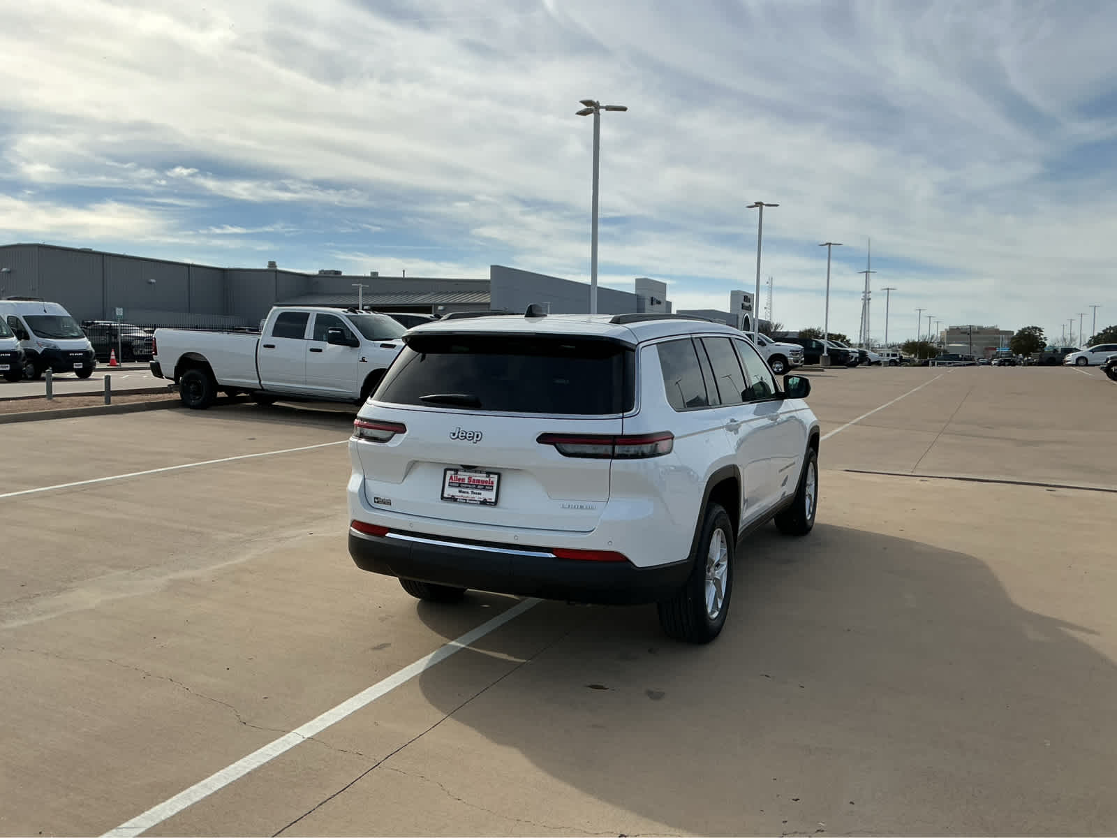 new 2026 Jeep Grand Cherokee L car, priced at $41,708