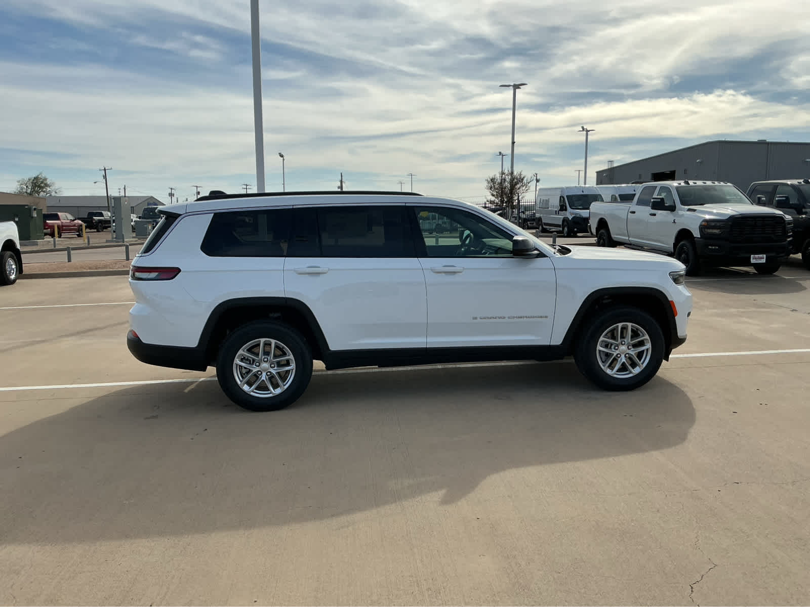 new 2026 Jeep Grand Cherokee L car, priced at $41,708