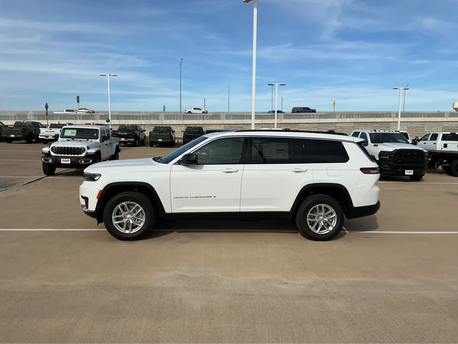 new 2026 Jeep Grand Cherokee L car, priced at $41,708