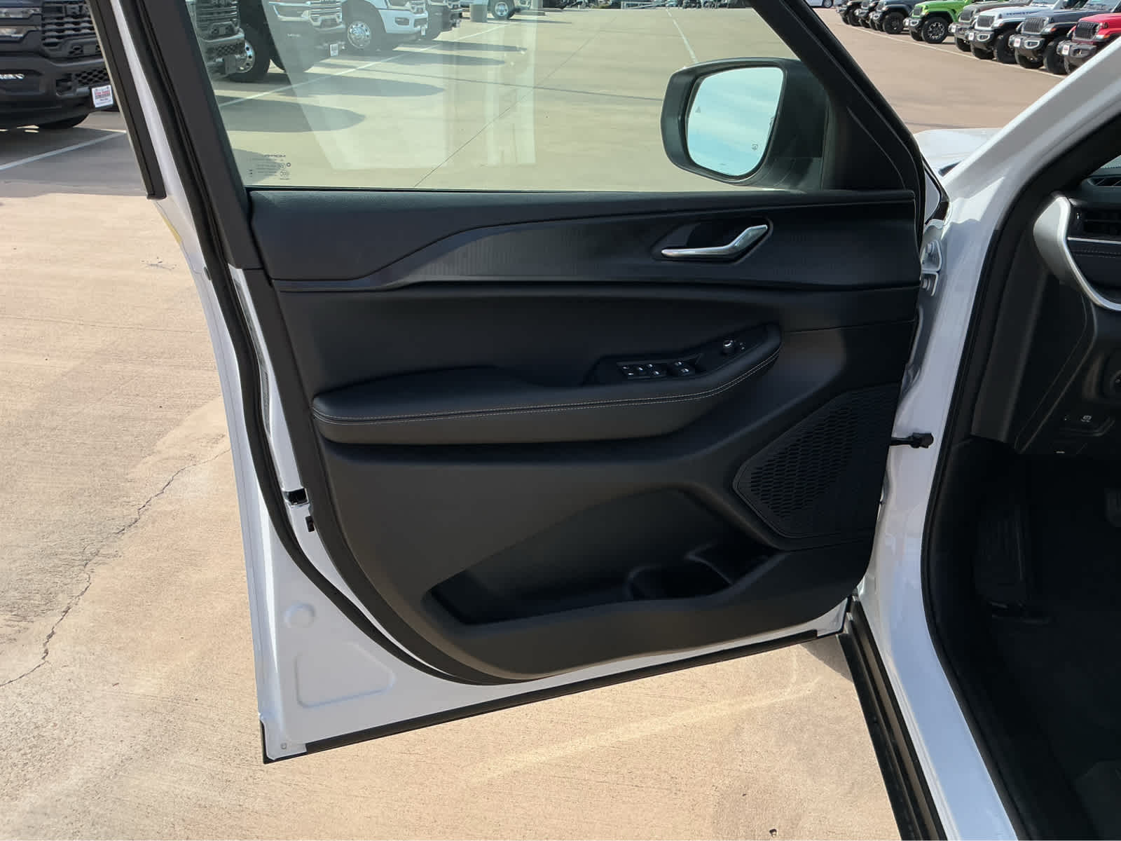 new 2026 Jeep Grand Cherokee L car, priced at $41,708