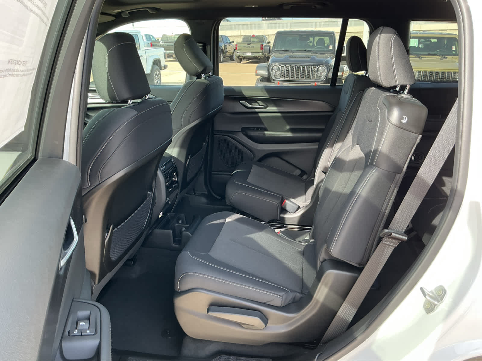 new 2026 Jeep Grand Cherokee L car, priced at $41,708
