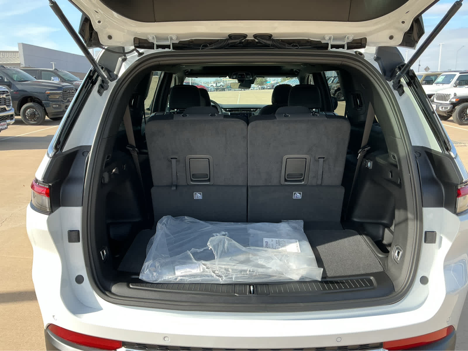 New Car 2025 Jeep Grand Cherokee L  For Sale Under $50,000 In Waco, Texas