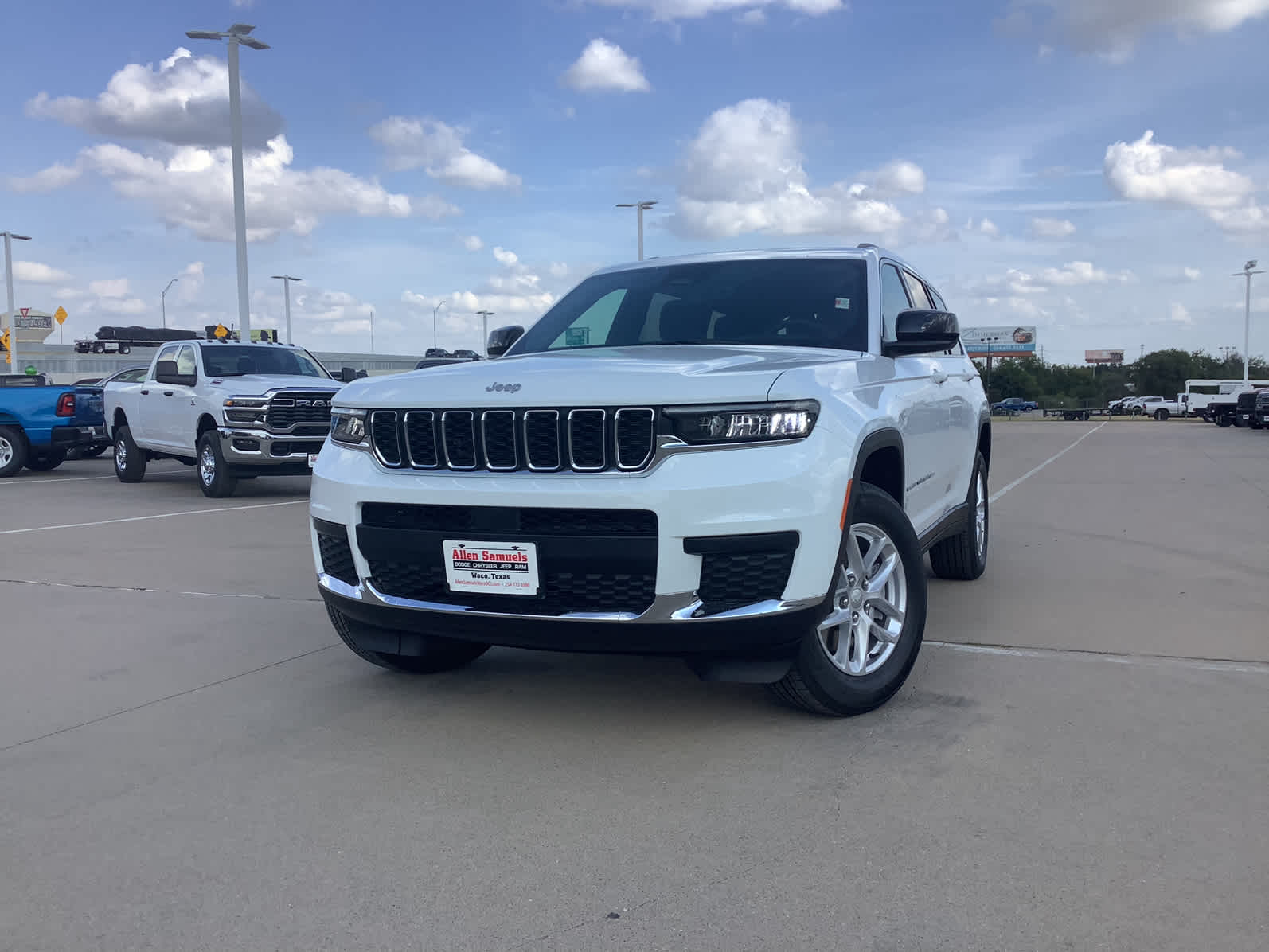 New Car 2025 Jeep Grand Cherokee L  Laredo For Sale Under $40,000 In Waco, Texas
