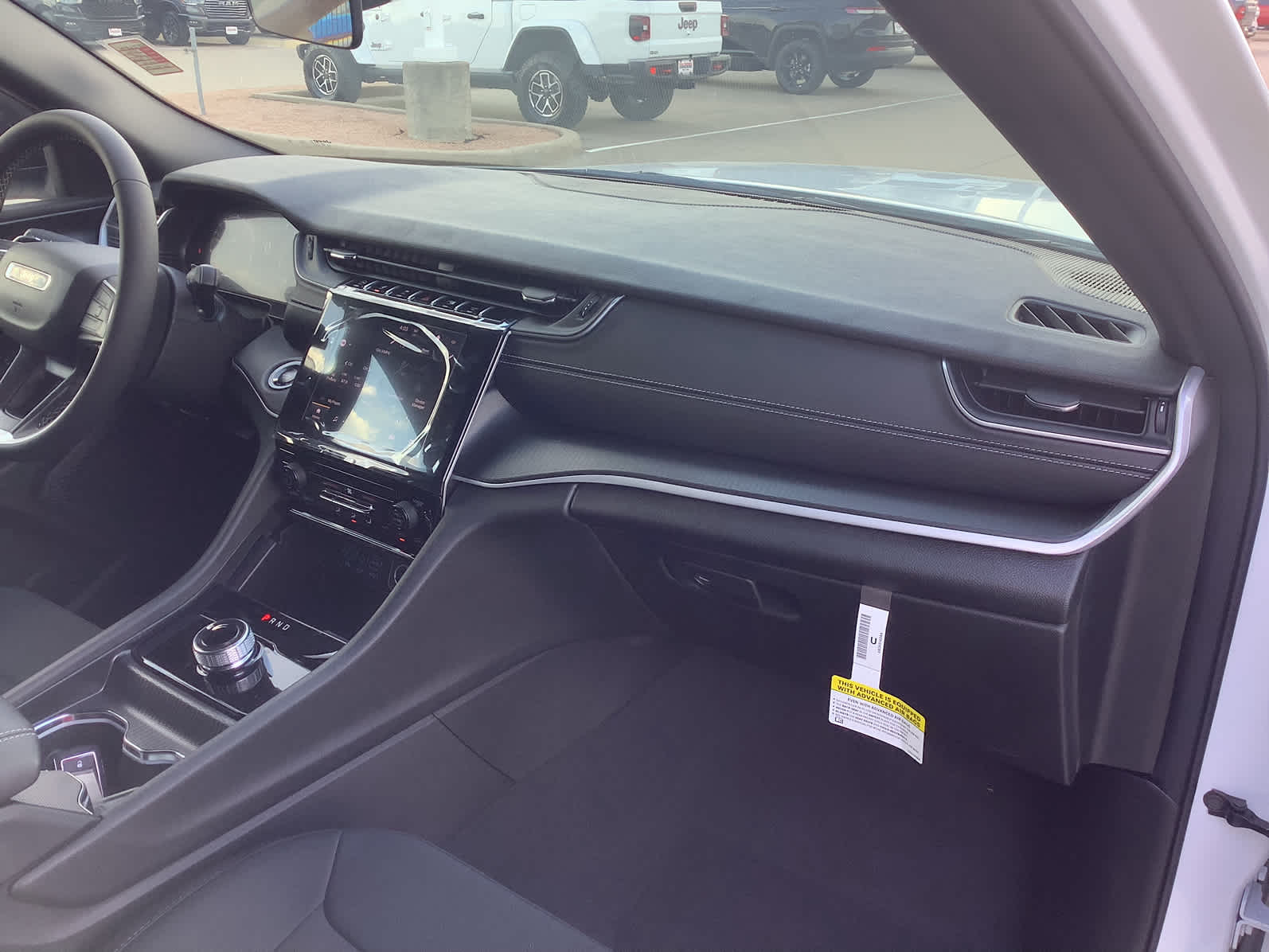 New Car 2025 Jeep Grand Cherokee L  Laredo For Sale Under $40,000 In Waco, Texas