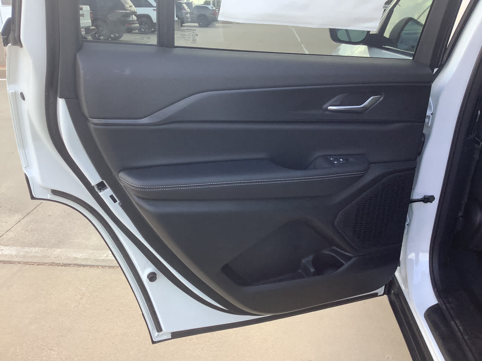 New Car 2025 Jeep Grand Cherokee L  Laredo For Sale Under $40,000 In Waco, Texas