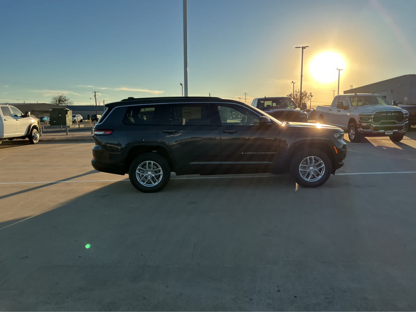 New Car 2025 Jeep Grand Cherokee L  Laredo X For Sale Under $50,000 In Waco, Texas
