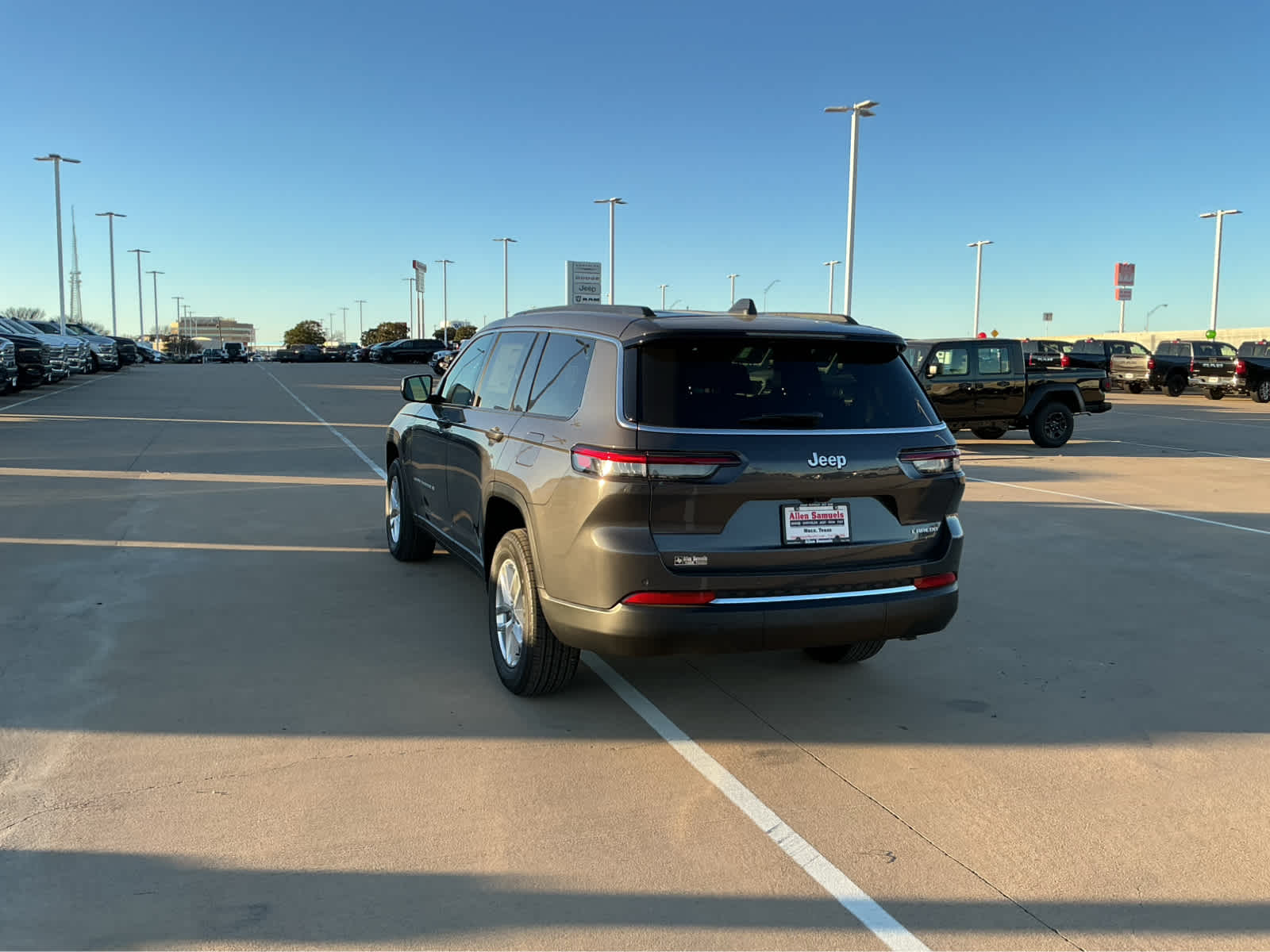 New Car 2025 Jeep Grand Cherokee L  Laredo X For Sale Under $50,000 In Waco, Texas