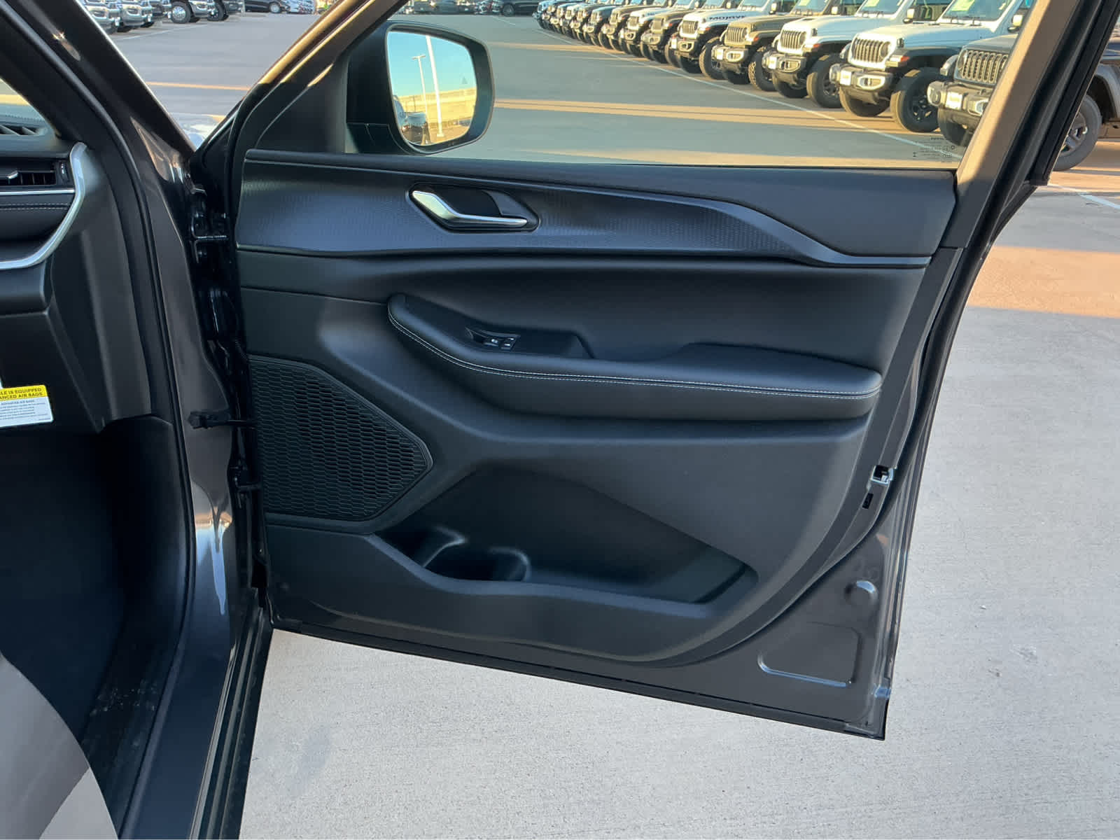 New Car 2025 Jeep Grand Cherokee L  Laredo X For Sale Under $50,000 In Waco, Texas