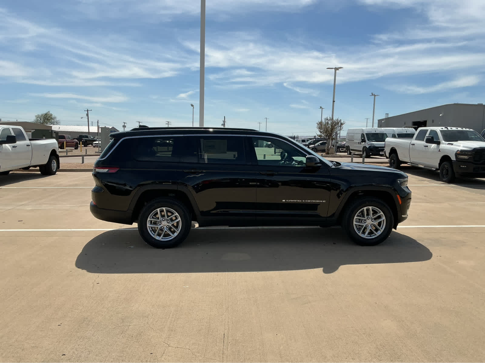 new 2026 Jeep Grand Cherokee L car, priced at $42,226