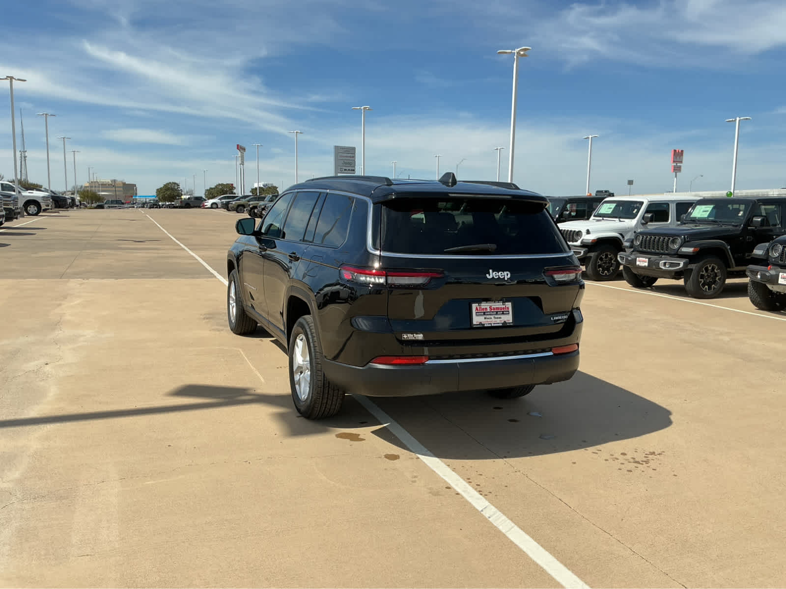 new 2026 Jeep Grand Cherokee L car, priced at $42,226