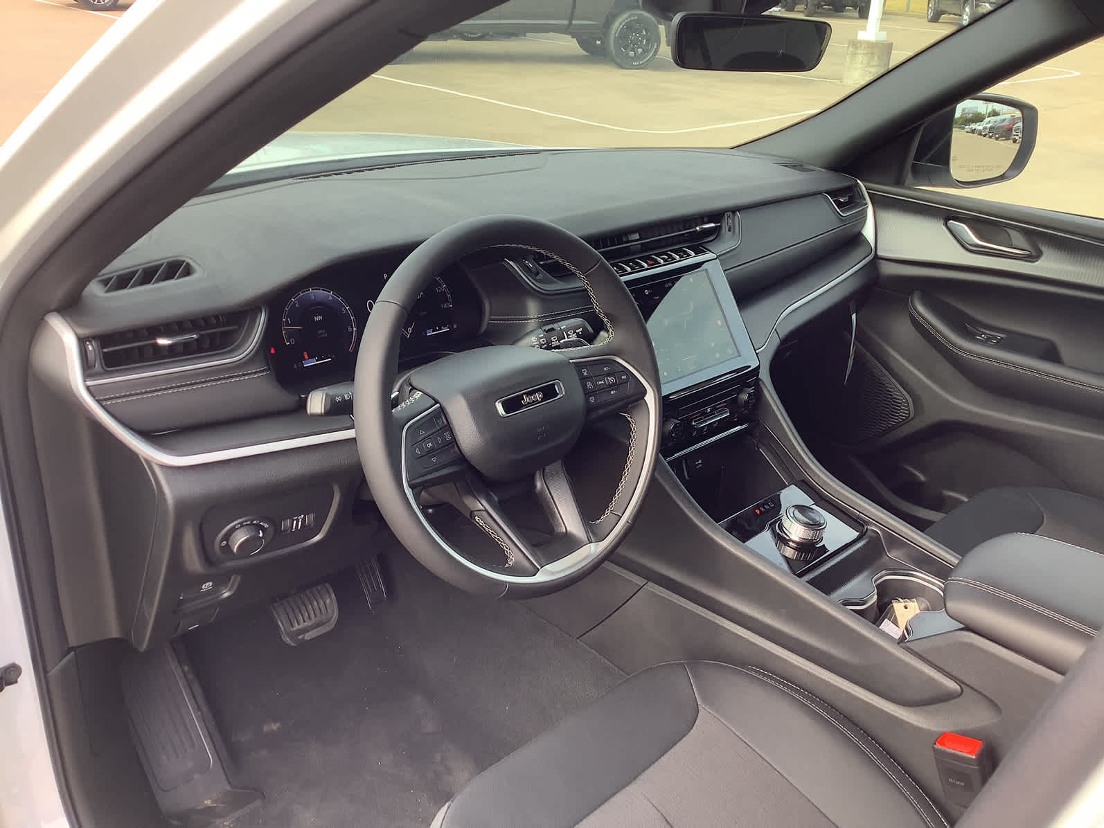 New Car 2025 Jeep Grand Cherokee L  Laredo For Sale Under $50,000 In Waco, Texas