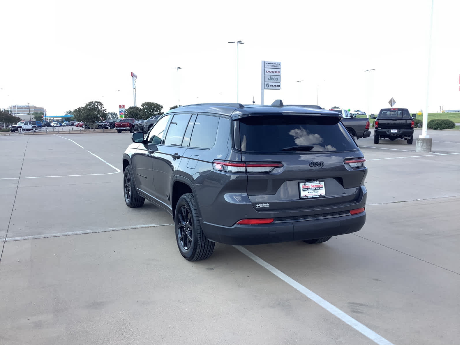 New Car 2025 Jeep Grand Cherokee L  For Sale In Waco, Texas