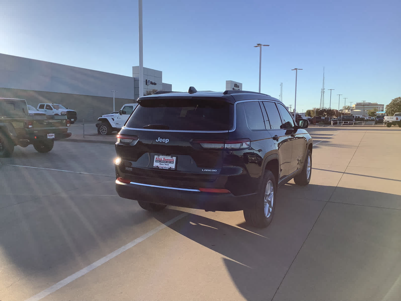 New Car 2025 Jeep Grand Cherokee L  Laredo X For Sale Under $50,000 In Waco, Texas