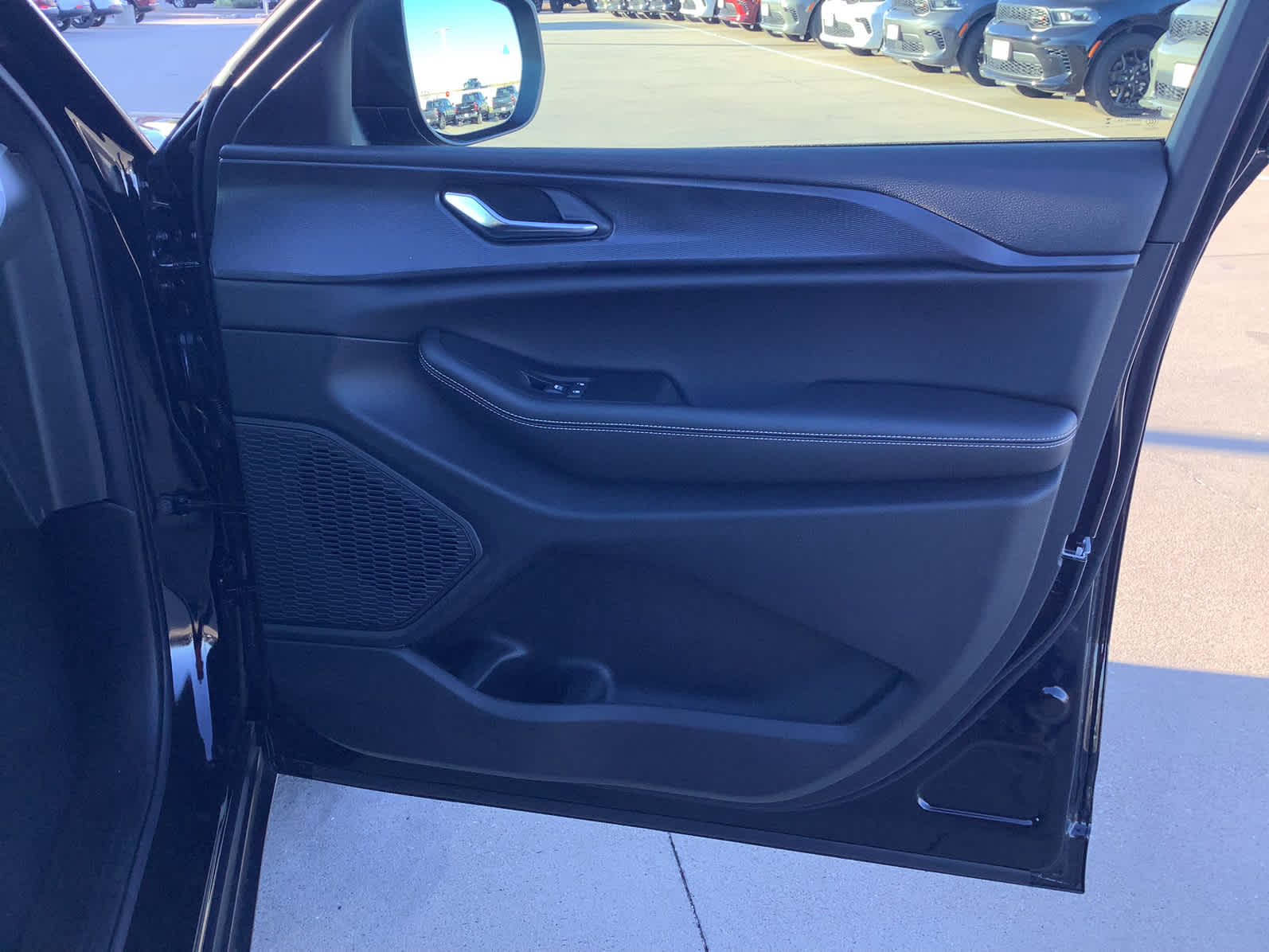 New Car 2025 Jeep Grand Cherokee L  Laredo X For Sale Under $50,000 In Waco, Texas