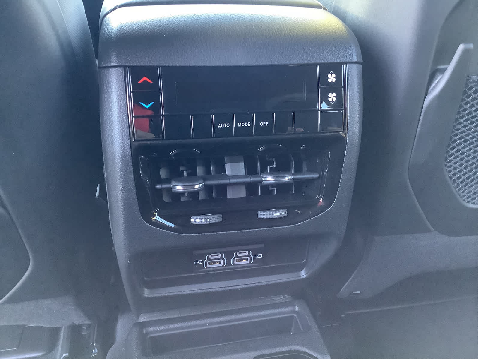 New Car 2025 Jeep Grand Cherokee L  Laredo X For Sale Under $50,000 In Waco, Texas