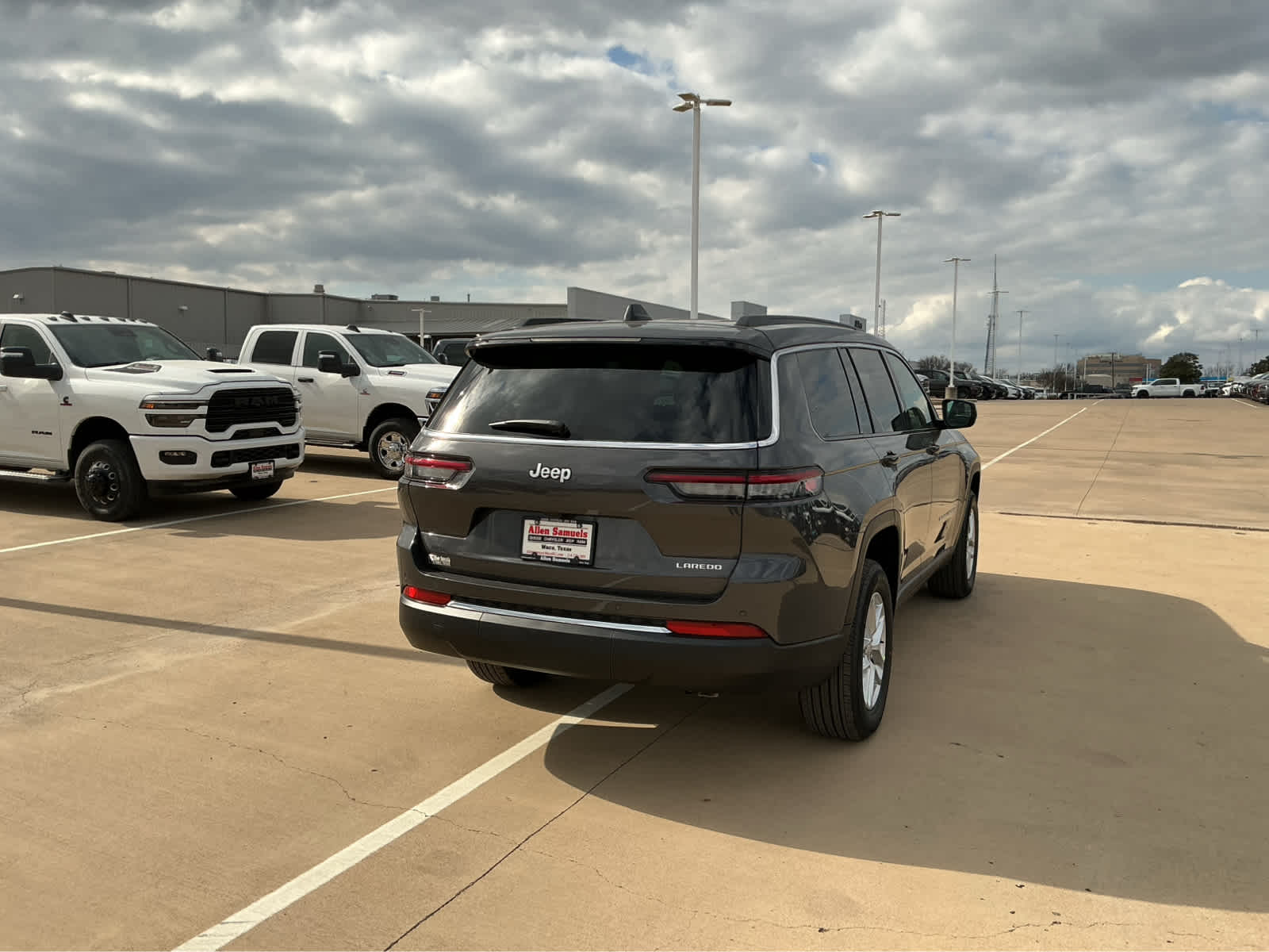 New Car 2025 Jeep Grand Cherokee L  Laredo X For Sale Under $50,000 In Waco, Texas