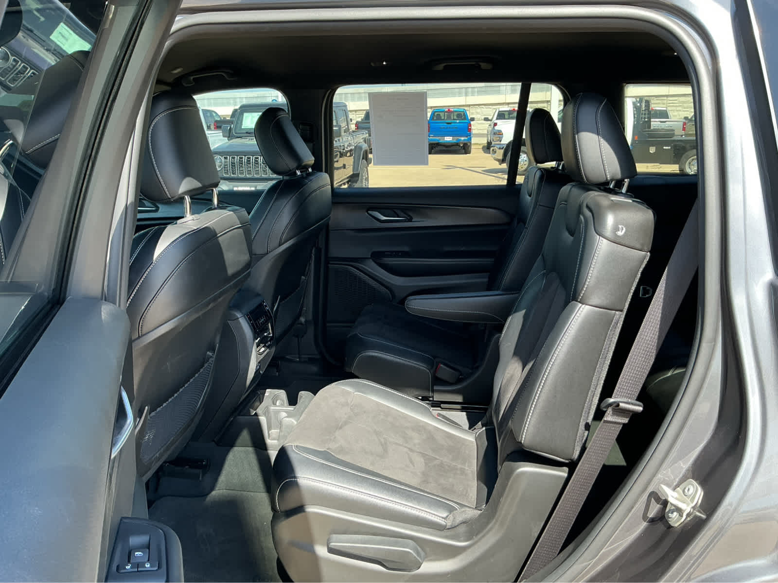 used 2023 Jeep Grand Cherokee L car, priced at $28,465