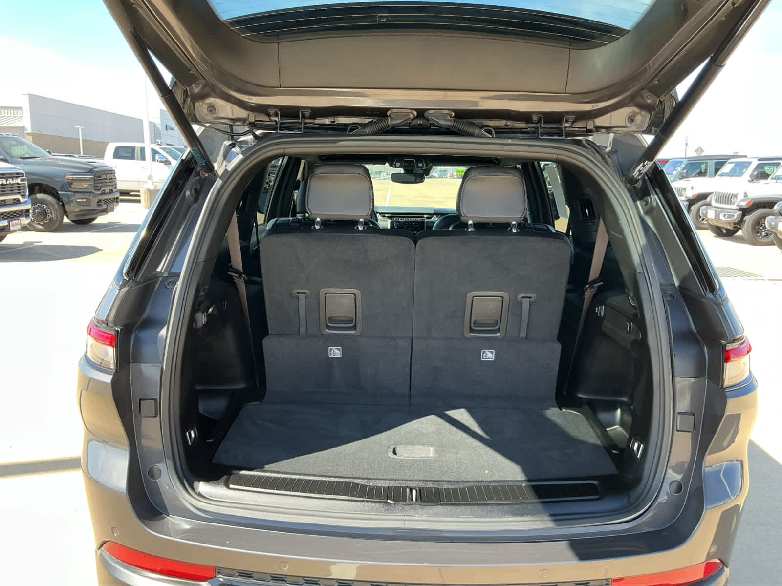 used 2023 Jeep Grand Cherokee L car, priced at $28,465