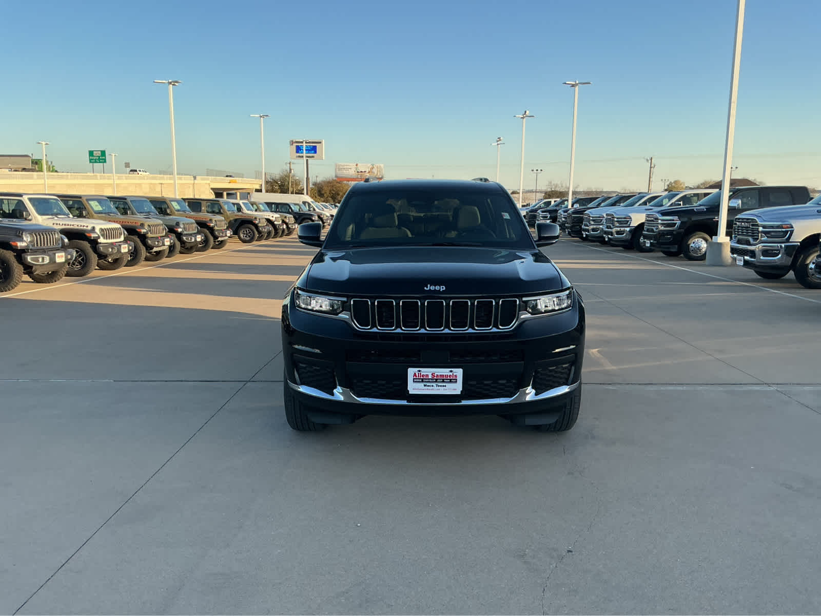 New Car 2025 Jeep Grand Cherokee L  Laredo X For Sale Under $50,000 In Waco, Texas