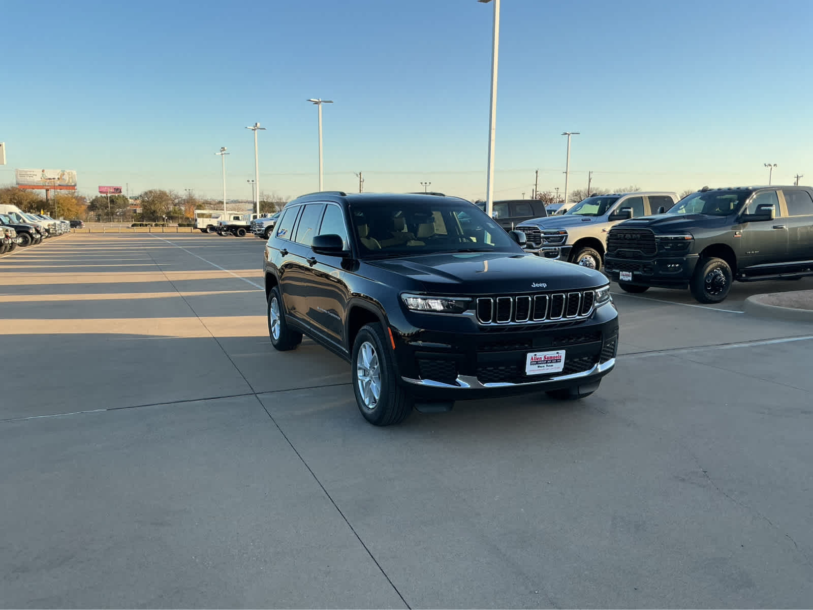 New Car 2025 Jeep Grand Cherokee L  Laredo X For Sale Under $50,000 In Waco, Texas