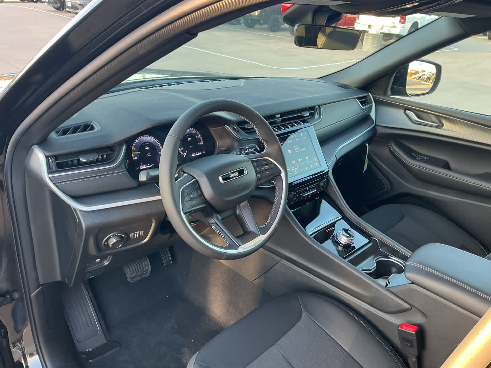 New Car 2025 Jeep Grand Cherokee L  Laredo X For Sale Under $50,000 In Waco, Texas