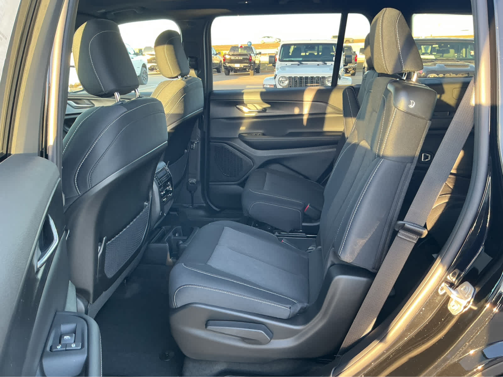 New Car 2025 Jeep Grand Cherokee L  Laredo X For Sale Under $50,000 In Waco, Texas