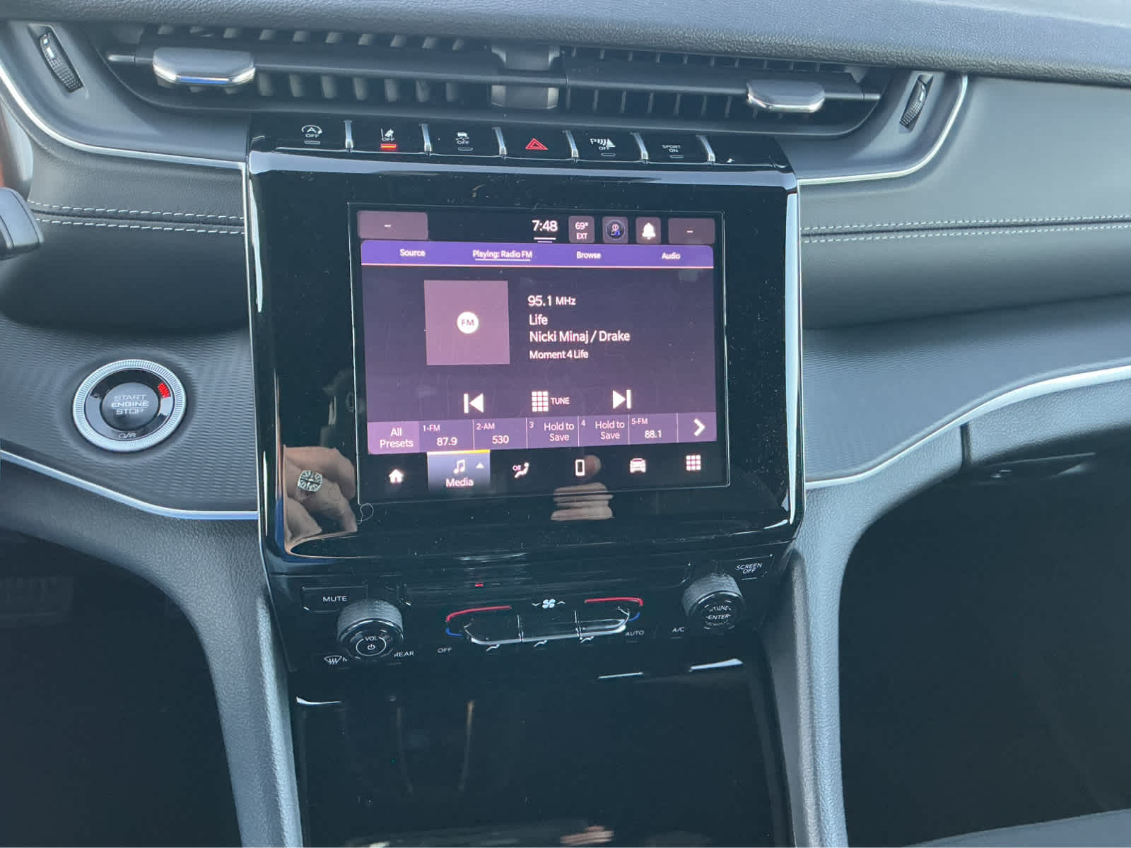 New Car 2025 Jeep Grand Cherokee L  Laredo X For Sale Under $50,000 In Waco, Texas